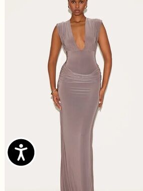 Women's Deep V-Neck Maxi Dress - Taupe